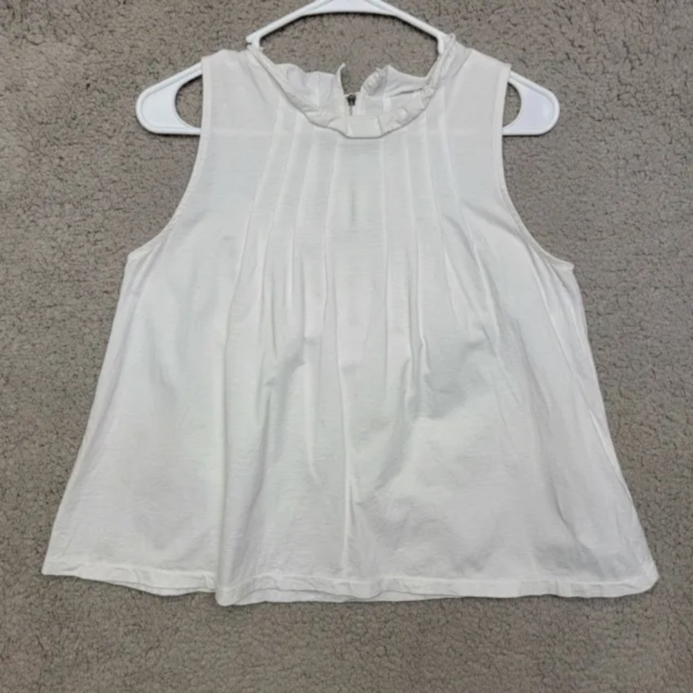 Gap Designed & Crafted Women sz S White Sleeveless Blouse Shirt Top Pleated Neck